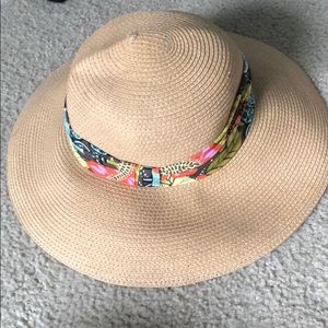 Very Bradley straw hat